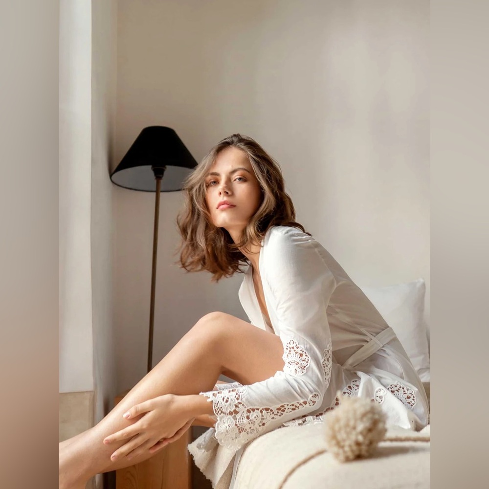 Girl & A Serious Dream MARRAKECH BRODERIE ANGLAISE CROCHET LACE ROBE - Picture 9 of 9